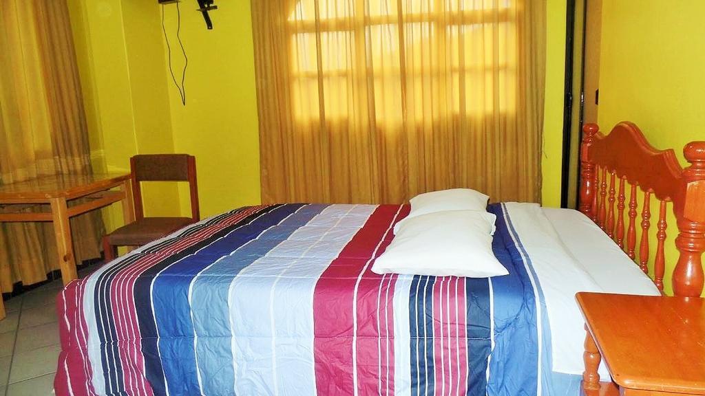Hospedaje Karol Hotel Ayacucho Szoba fotó