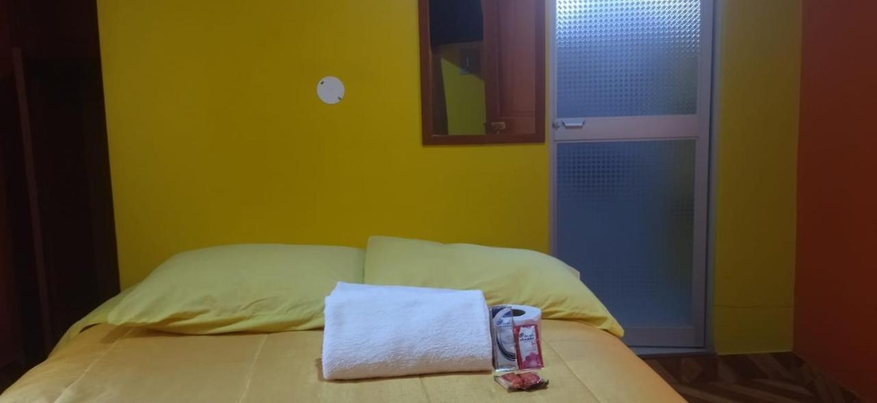 Hospedaje Karol Hotel Ayacucho Kültér fotó
