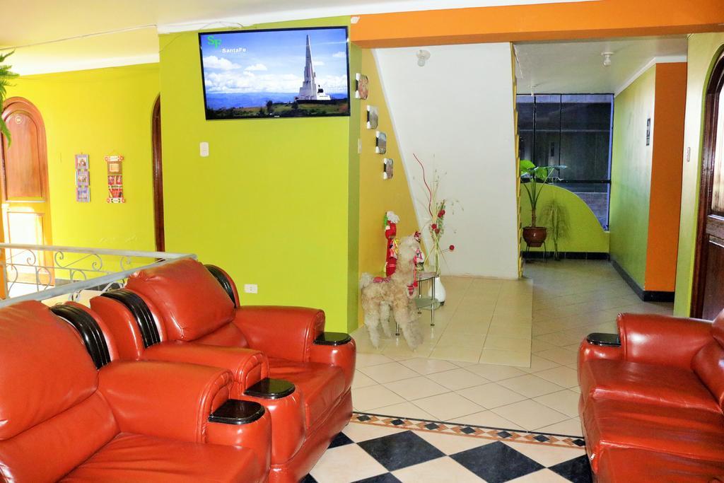 Hospedaje Karol Hotel Ayacucho Kültér fotó